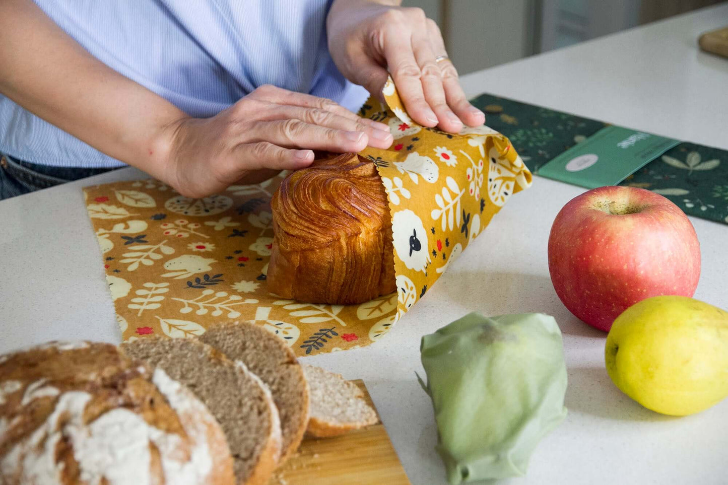 Beeswax Food Wraps - Single Pack: Assorted Solid Colours